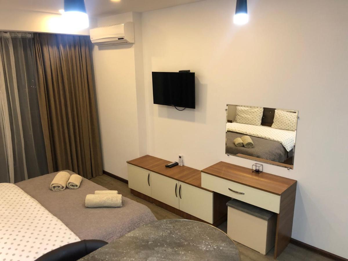 באטומי Panorama Beach Tower מראה חיצוני תמונה