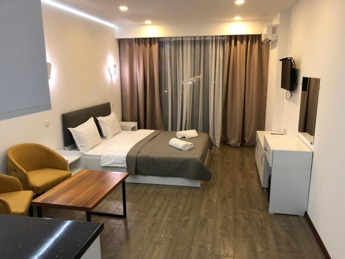 באטומי Panorama Beach Tower מראה חיצוני תמונה