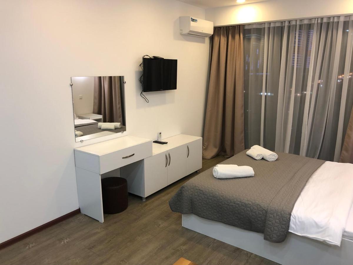 באטומי Panorama Beach Tower מראה חיצוני תמונה