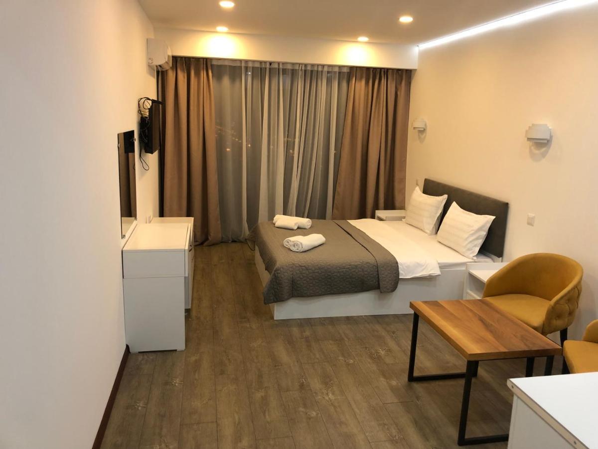 באטומי Panorama Beach Tower מראה חיצוני תמונה